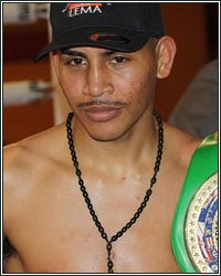ALEXIS SANTIAGO DEFEATS ERIK RUIZ; LANELL BELLOWS KNOCKS OUT ANTOWYAN AIKENS