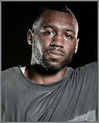 AUSTIN TROUT JOINS TEAM FIGHT TO WALK