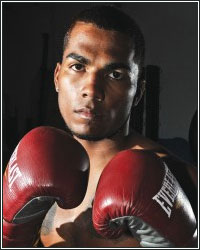 JAMES DE LA ROSA: