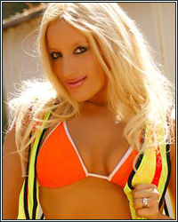 FH HOTTIE:  KATY HULING