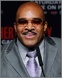 LEONARD ELLERBE CONFIRMS GLOVE ISSUE RESOLVED; MAIDANA TO WEAR EVERLAST POWERLOCK GLOVES IN REMATCH