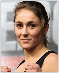 MARLOES COENEN:
