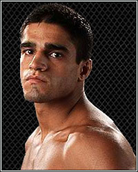 THIAGO TAVARES: 